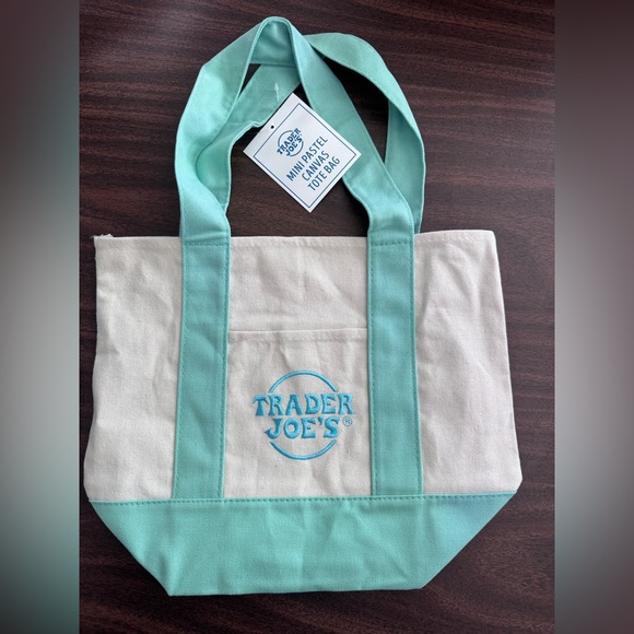 Set of 4 - Trader’s Joe pastel mini tote - 2026 Spring Released! NWT - Picture 6 of 6